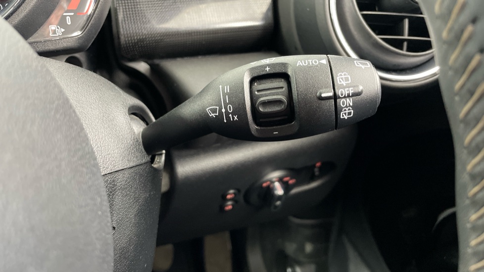 MINI Hatchback 1.5 Cooper Exclusive II 5dr Petrol Hatchback - Image 59