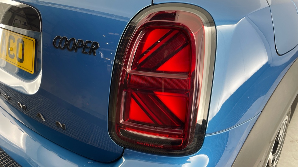 MINI Countryman 1.5 Cooper Sport 5dr Auto Petrol Hatchback - Image 22