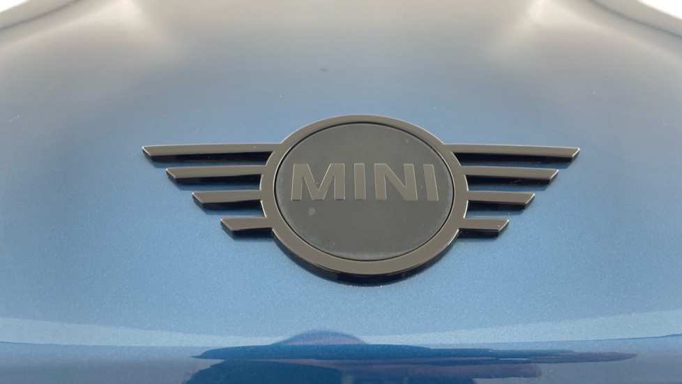 MINI Countryman 1.5 Cooper Sport 5dr Auto Petrol Hatchback - Image 24