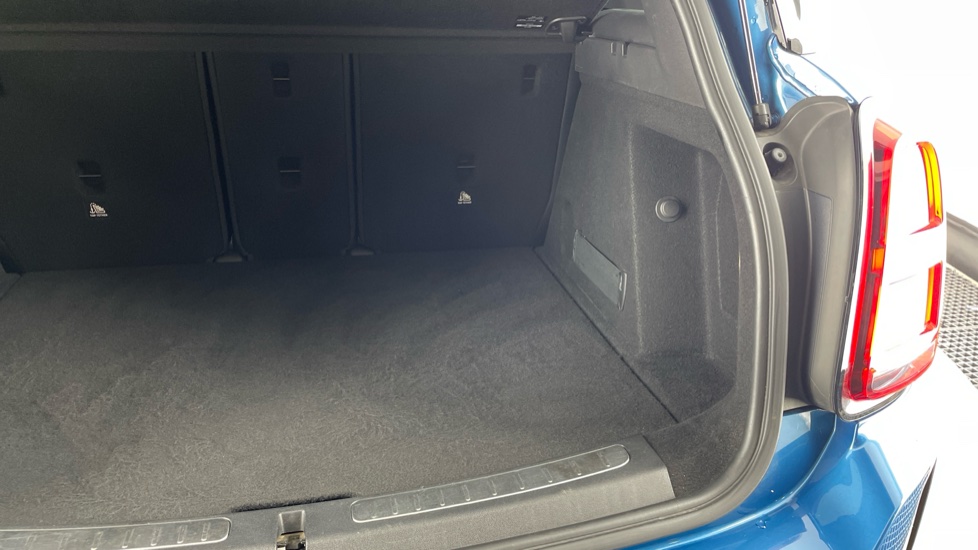 MINI Countryman 1.5 Cooper Sport 5dr Auto Petrol Hatchback - Image 40