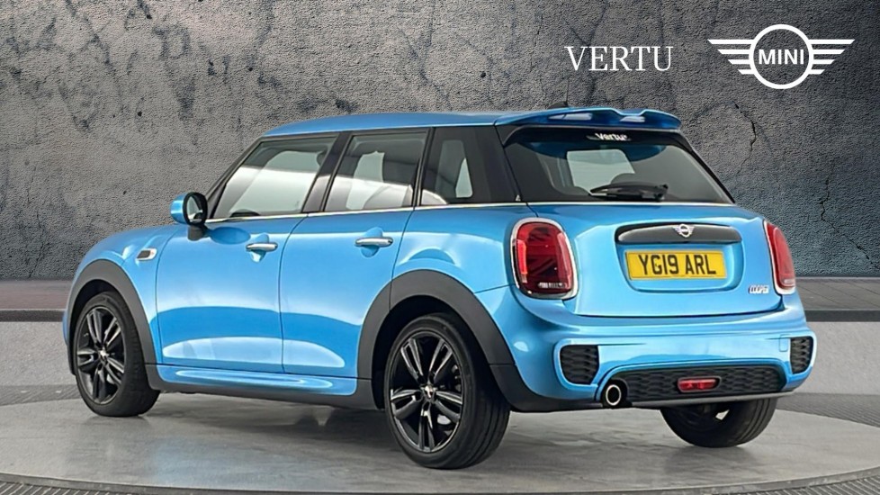 MINI Hatchback 1.5 Cooper II 5dr Petrol Hatchback - Image 2