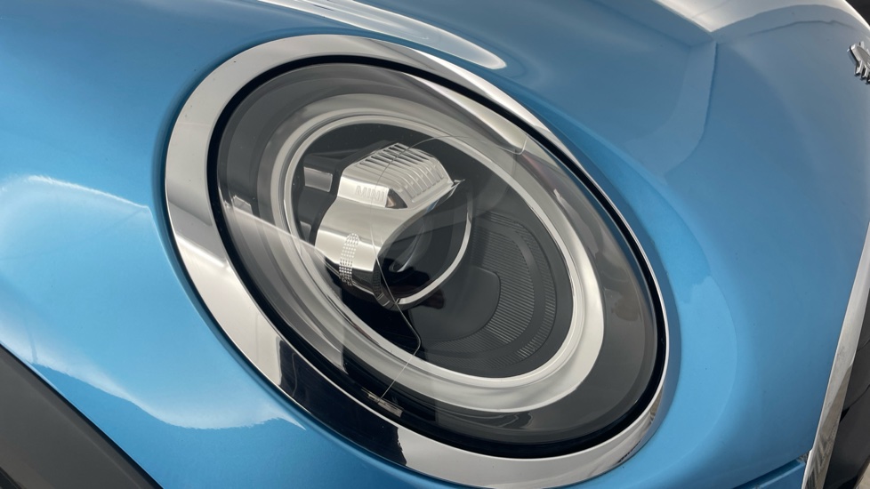 MINI Hatchback 1.5 Cooper II 5dr Petrol Hatchback - Image 23