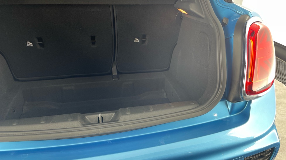 MINI Hatchback 1.5 Cooper II 5dr Petrol Hatchback - Image 38