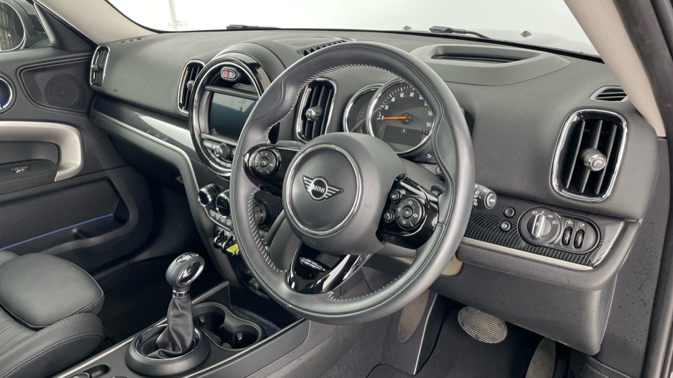 MINI Countryman 1.5 Cooper S E Exclusive ALL4 PHEV 5dr Auto Hatchback - Image 6