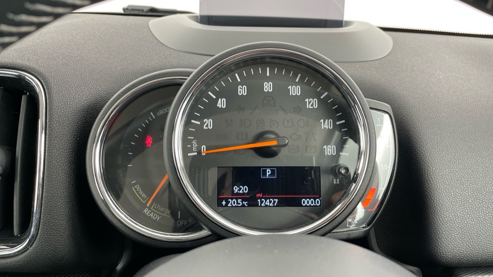 MINI Countryman 1.5 Cooper S E Exclusive ALL4 PHEV 5dr Auto Hatchback - Image 9