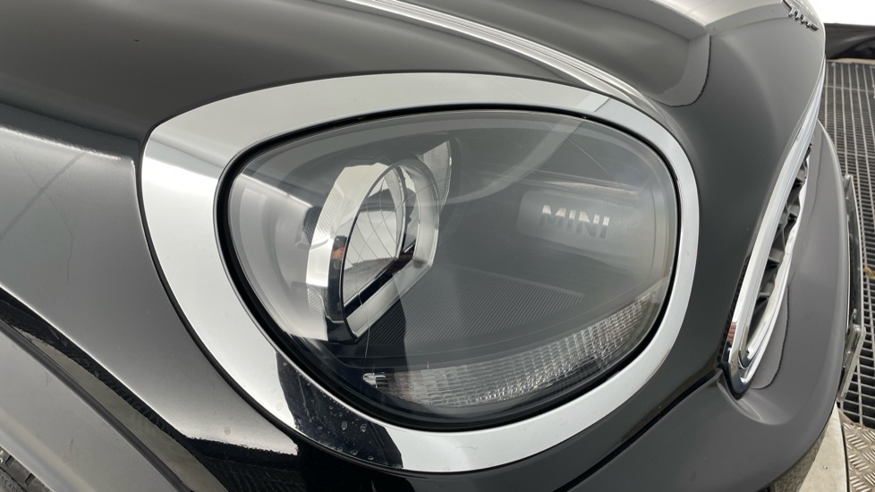MINI Countryman 1.5 Cooper S E Exclusive ALL4 PHEV 5dr Auto Hatchback - Image 23