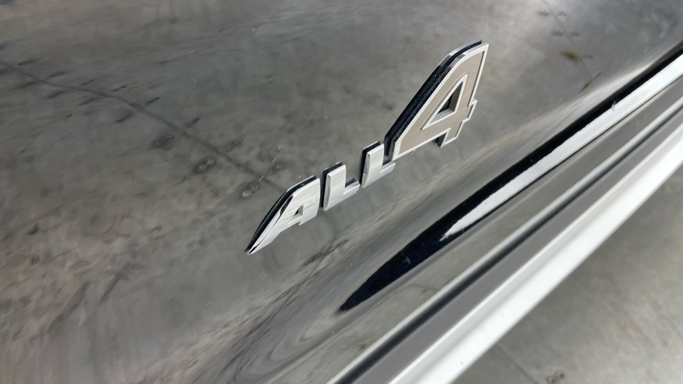 MINI Countryman 1.5 Cooper S E Exclusive ALL4 PHEV 5dr Auto Hatchback - Image 27
