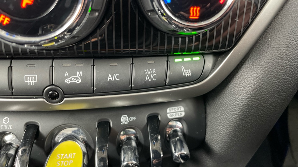 MINI Countryman 1.5 Cooper S E Exclusive ALL4 PHEV 5dr Auto Hatchback - Image 64