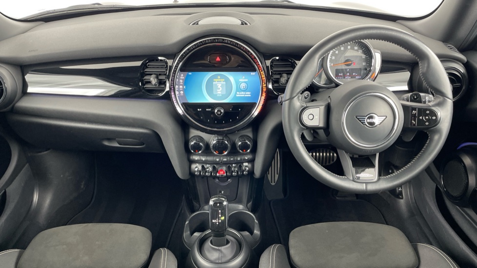 MINI Hatchback 2.0 Cooper S Sport 3dr Auto [Comfort Pack] Petrol Hatchback - Image 4