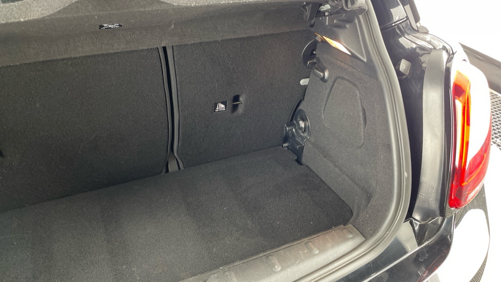 MINI Hatchback 2.0 Cooper S Sport 3dr Auto [Comfort Pack] Petrol Hatchback - Image 34