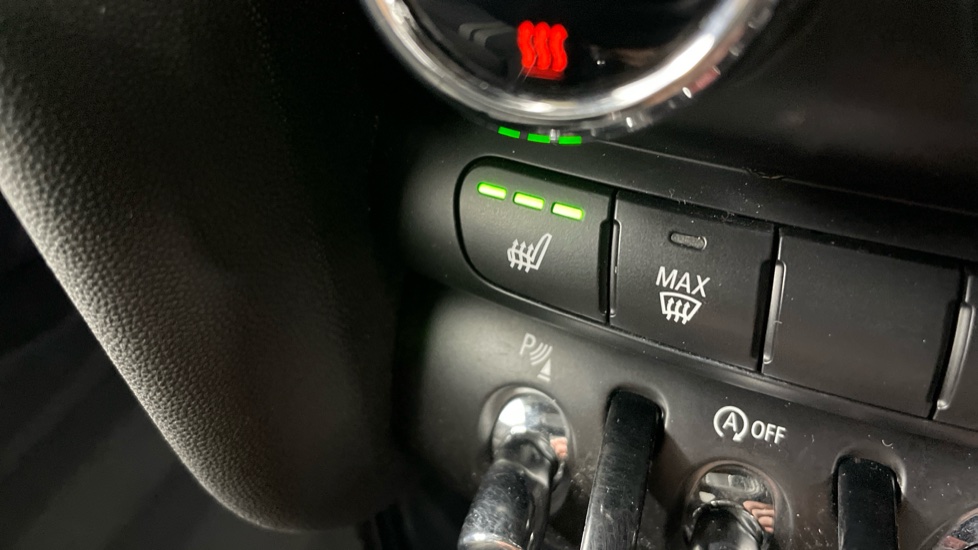 MINI Hatchback 2.0 Cooper S Sport 3dr Auto [Comfort Pack] Petrol Hatchback - Image 54