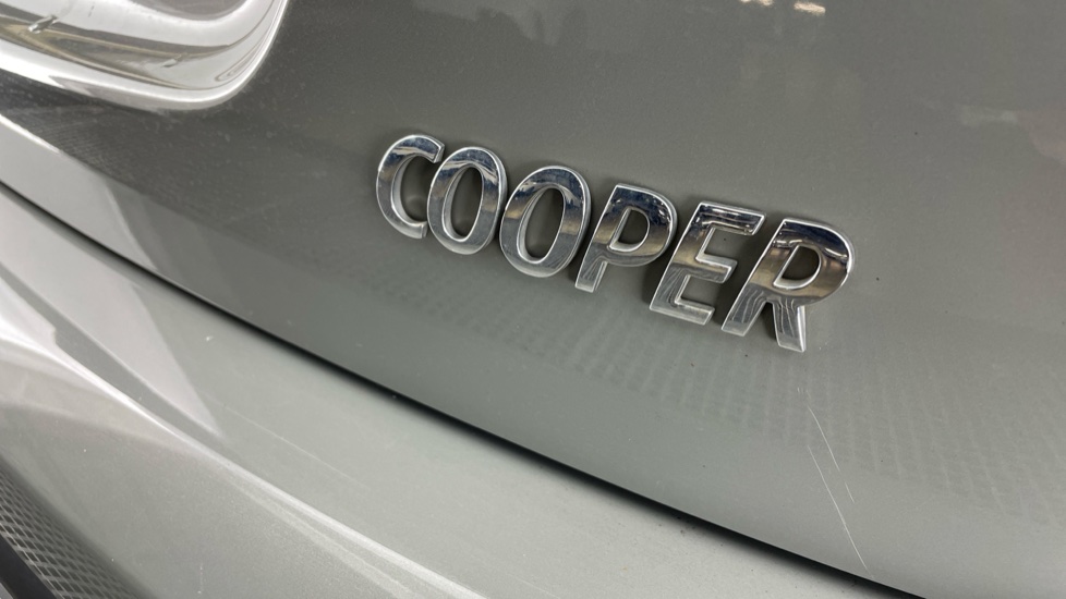 MINI Hatchback 1.5 Cooper Classic 5dr Auto Petrol Hatchback - Image 36