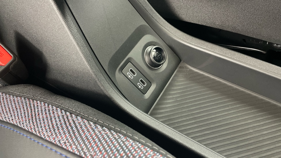 MINI Cooper 2.0 S Classic 3dr Auto Petrol Hatchback - Image 48