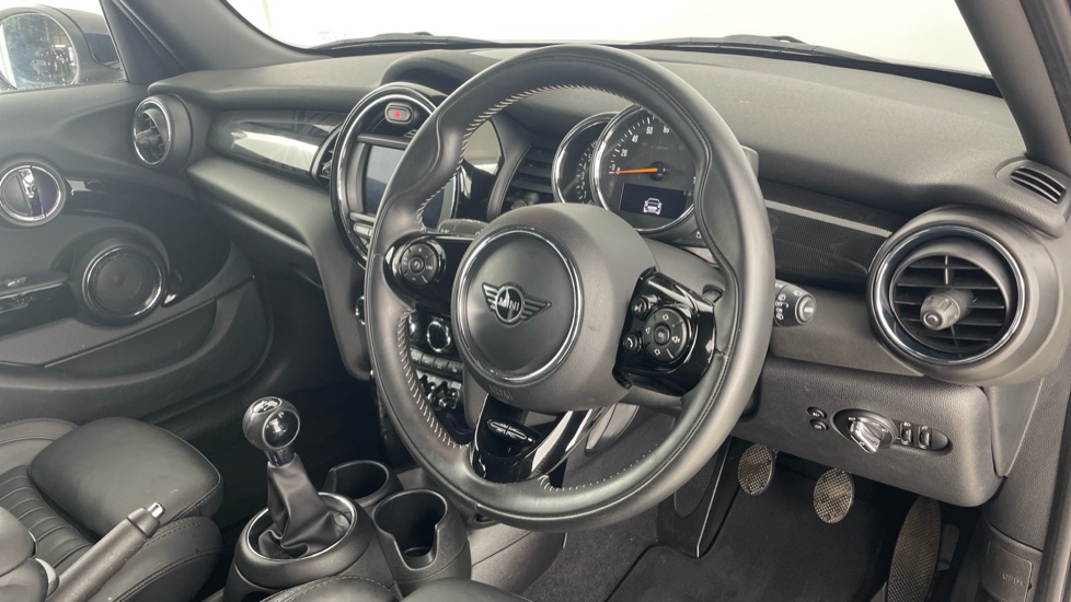 MINI Hatchback 1.5 Cooper Exclusive II 5dr Petrol Hatchback - Image 6
