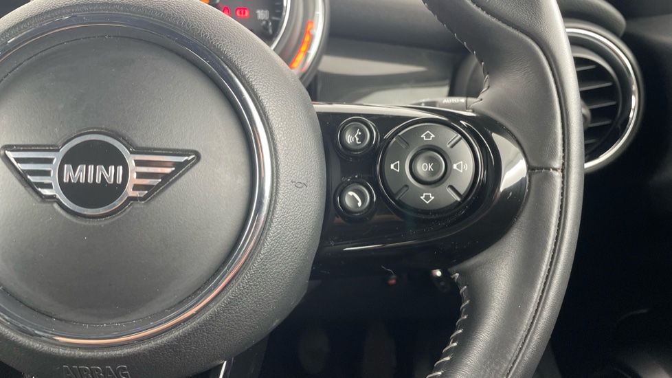 MINI Hatchback 1.5 Cooper Exclusive II 5dr Petrol Hatchback - Image 18