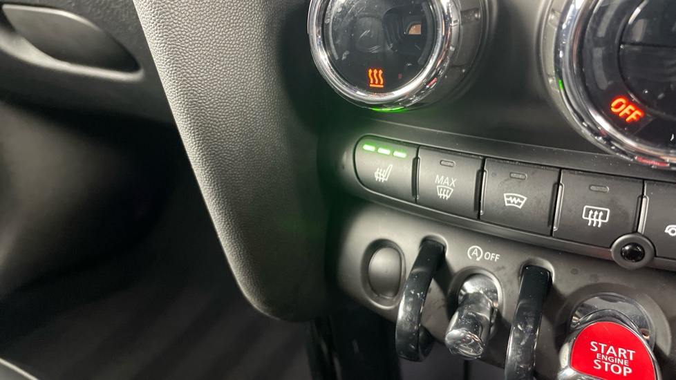 MINI Hatchback 1.5 Cooper Exclusive II 5dr Petrol Hatchback - Image 60