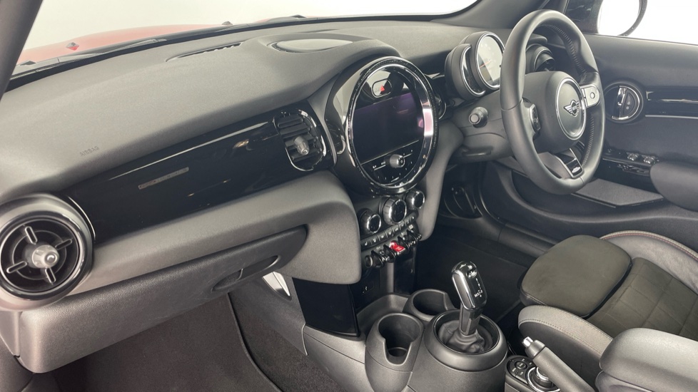MINI Hatchback 2.0 Cooper S Sport 5dr Auto Petrol Hatchback - Image 7
