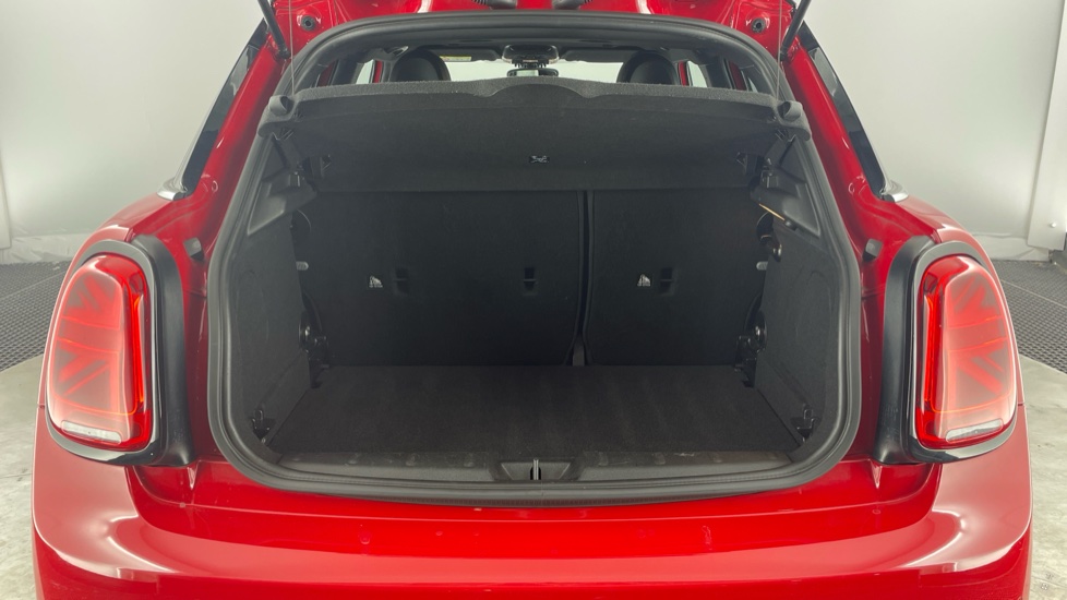 MINI Hatchback 2.0 Cooper S Sport 5dr Auto Petrol Hatchback - Image 13