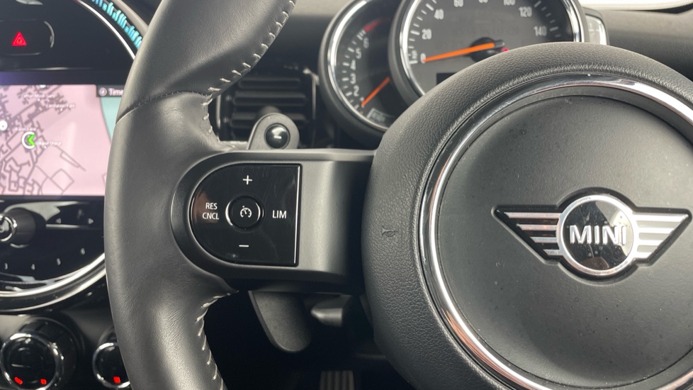 MINI Hatchback 2.0 Cooper S Sport 5dr Auto Petrol Hatchback - Image 17