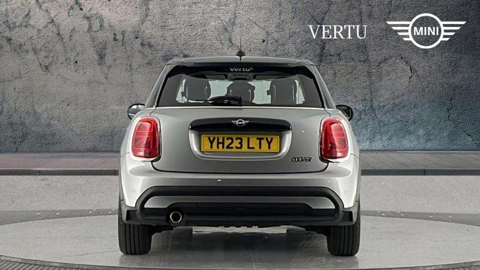 MINI Hatchback 1.5 Cooper Classic Premium 5dr Auto Petrol Hatchback - Image 15