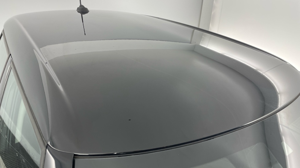 MINI Hatchback 1.5 Cooper Classic Premium 5dr Auto Petrol Hatchback - Image 21