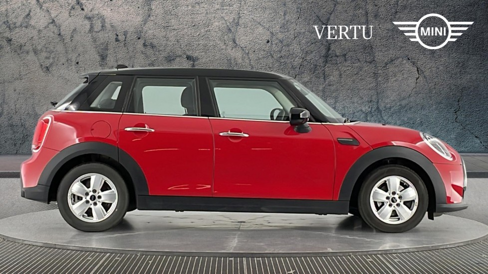 MINI Hatchback 1.5 Cooper Classic 5dr Auto Petrol Hatchback - Image 3