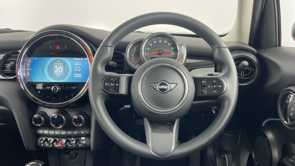 MINI Hatchback 1.5 Cooper Classic 5dr Auto Petrol Hatchback - Image 5