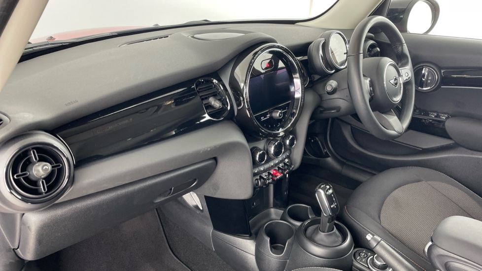 MINI Hatchback 1.5 Cooper Classic 5dr Auto Petrol Hatchback - Image 7