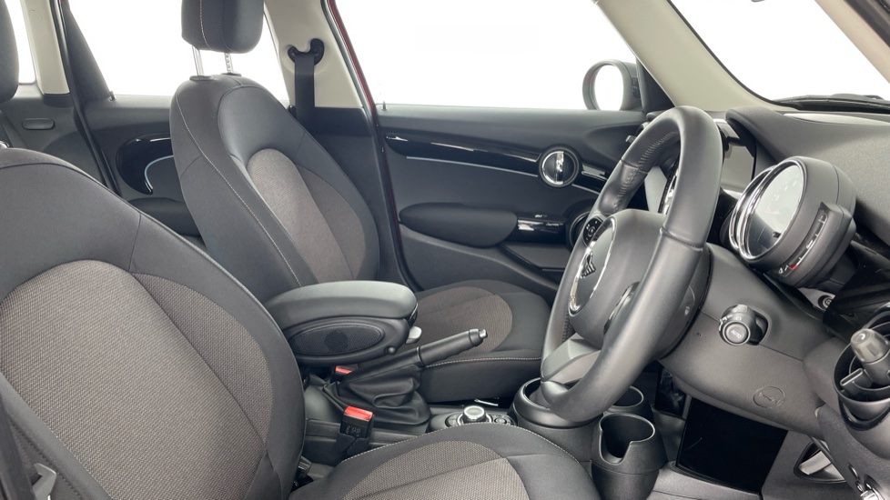MINI Hatchback 1.5 Cooper Classic 5dr Auto Petrol Hatchback - Image 11