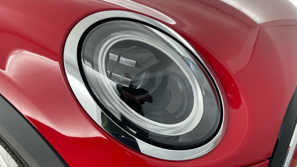 MINI Hatchback 1.5 Cooper Classic 5dr Auto Petrol Hatchback - Image 23