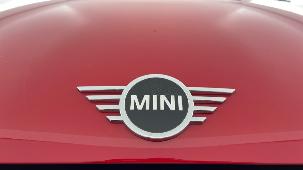 MINI Hatchback 1.5 Cooper Classic 5dr Auto Petrol Hatchback - Image 24