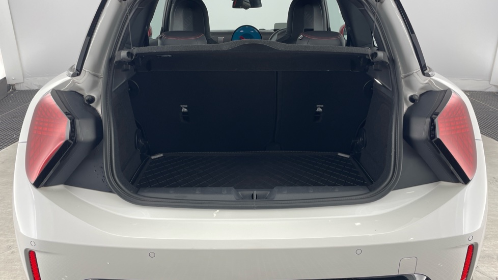 MINI Cooper 1.5 C Sport 3dr Auto Petrol Hatchback - Image 13