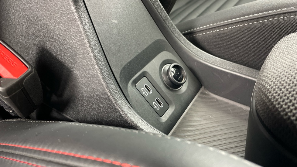 MINI Cooper 1.5 C Sport 3dr Auto Petrol Hatchback - Image 51