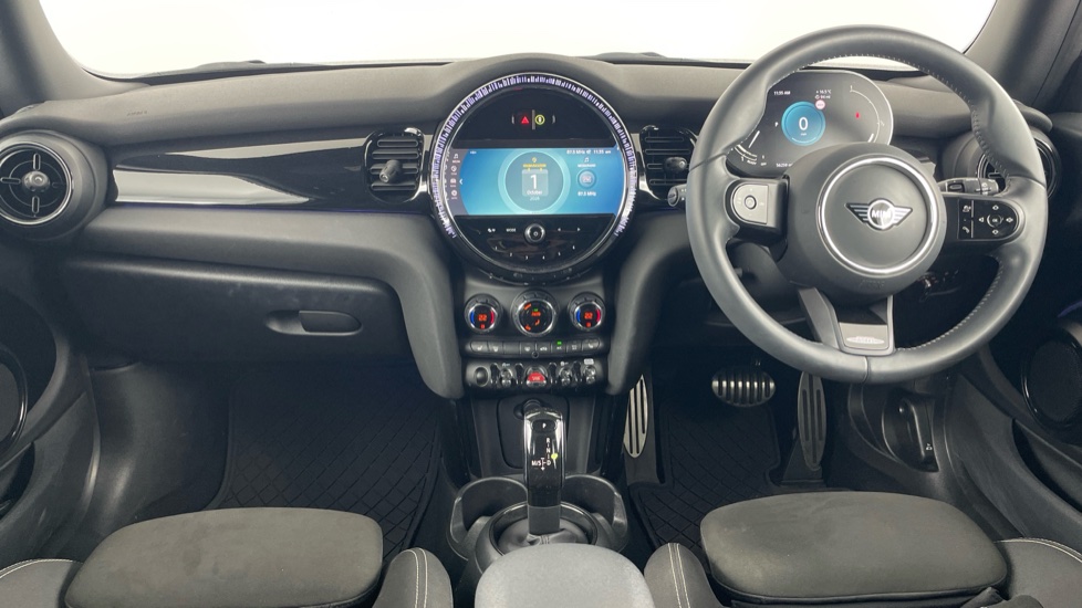 MINI Hatchback 1.5 Cooper Sport 3dr Auto Petrol Hatchback - Image 4