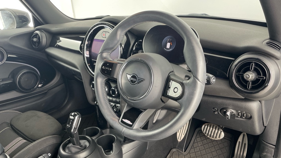 MINI Hatchback 1.5 Cooper Sport 3dr Auto Petrol Hatchback - Image 6