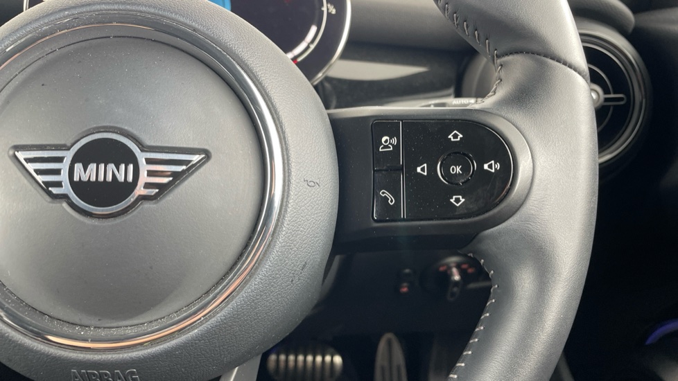 MINI Hatchback 1.5 Cooper Sport 3dr Auto Petrol Hatchback - Image 18