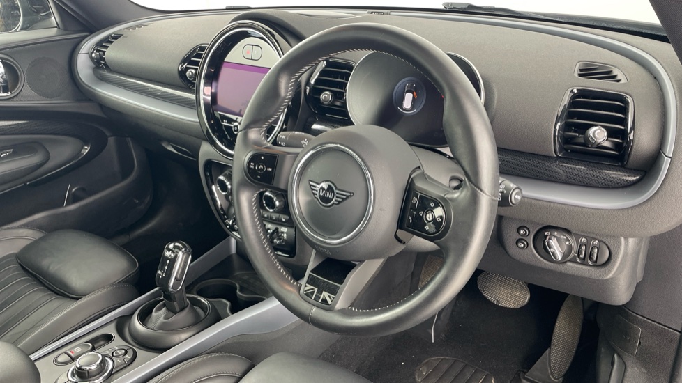 MINI Clubman 1.5 Cooper Exclusive Premium 6dr Auto Petrol Estate - Image 6