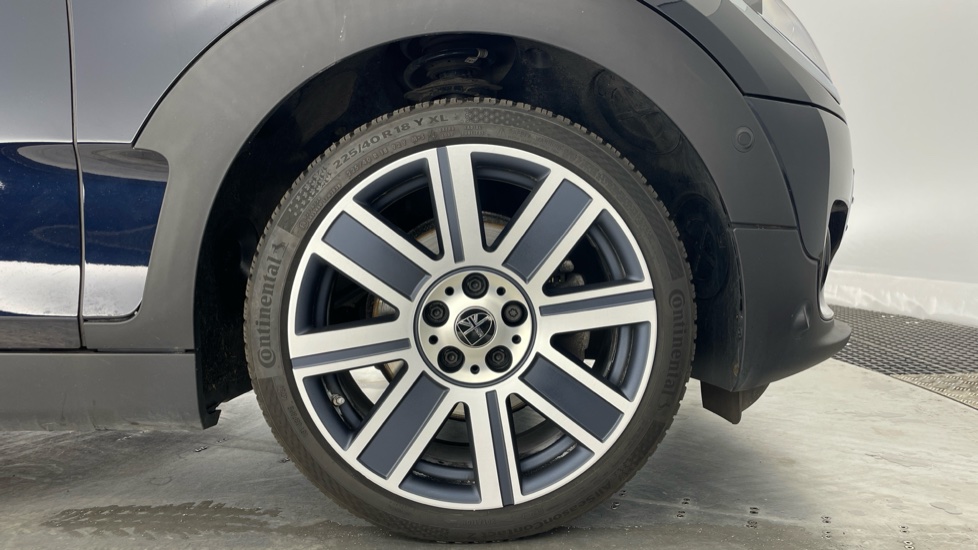 MINI Clubman 1.5 Cooper Exclusive Premium 6dr Auto Petrol Estate - Image 14