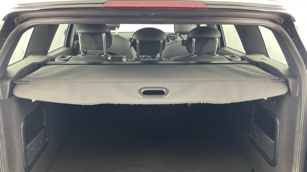MINI Clubman 1.5 Cooper Exclusive Premium 6dr Auto Petrol Estate - Image 43