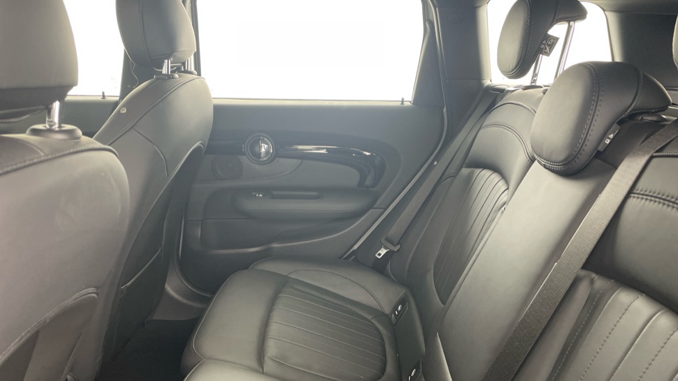 MINI Clubman 1.5 Cooper Exclusive Premium 6dr Auto Petrol Estate - Image 12
