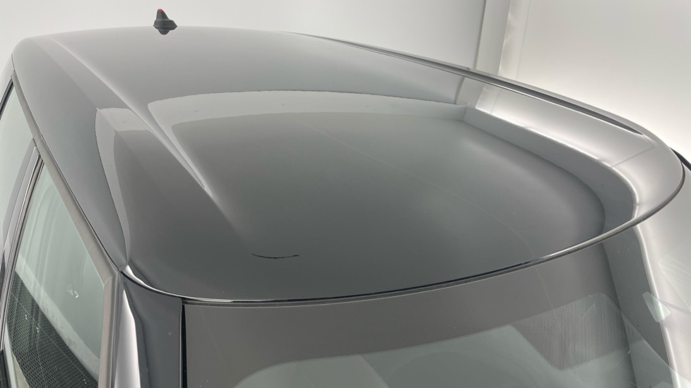 MINI Clubman 1.5 Cooper Exclusive Premium 6dr Auto Petrol Estate - Image 21