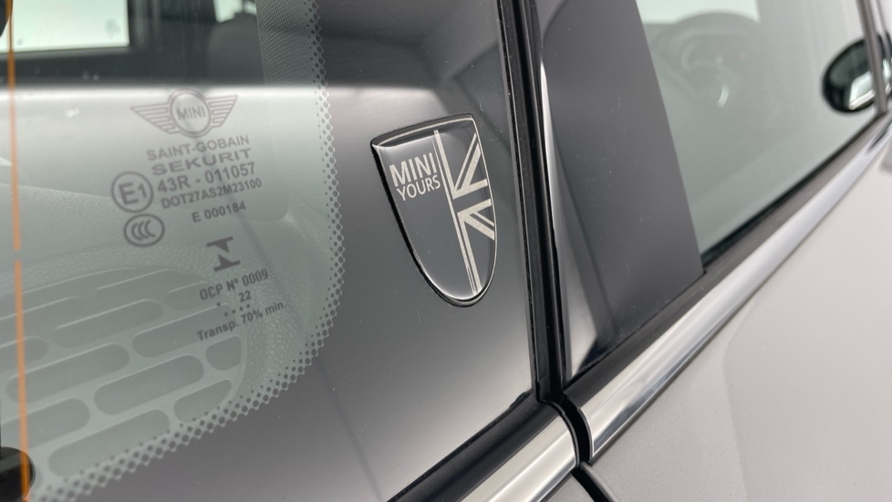 MINI Clubman 1.5 Cooper Exclusive Premium 6dr Auto Petrol Estate - Image 45