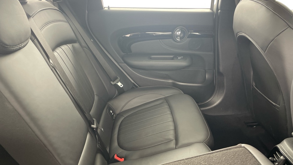 MINI Clubman 1.5 Cooper Exclusive Premium 6dr Auto Petrol Estate - Image 49