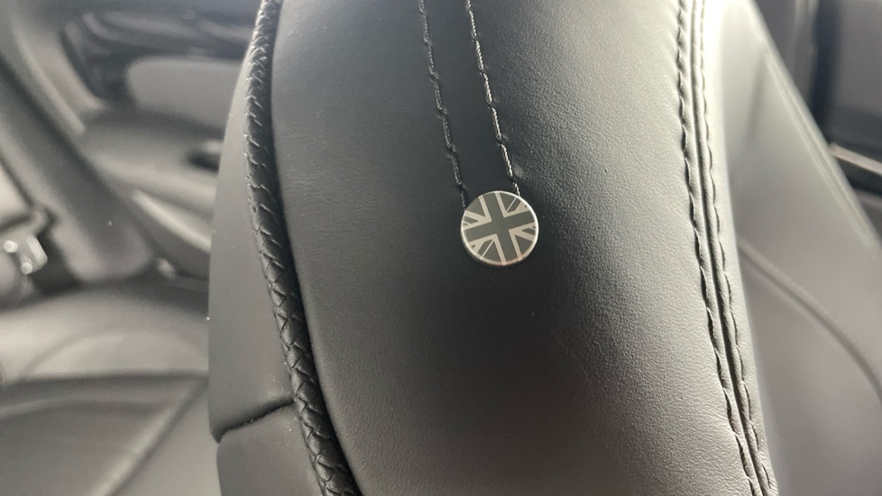 MINI Clubman 1.5 Cooper Exclusive Premium 6dr Auto Petrol Estate - Image 76