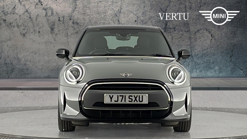 MINI Hatchback 1.5 Cooper Exclusive 5dr Auto [Comfort/Nav Pack] Petrol Hatchback - Image 16