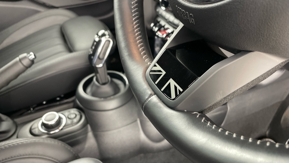 MINI Hatchback 1.5 Cooper Exclusive 5dr Auto [Comfort/Nav Pack] Petrol Hatchback - Image 56
