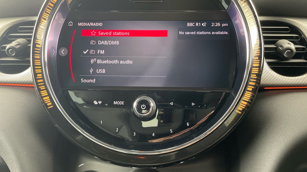 MINI Hatchback 1.5 Cooper Exclusive 5dr Auto [Comfort/Nav Pack] Petrol Hatchback - Image 65