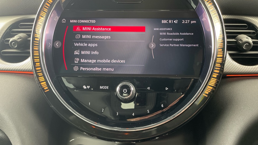 MINI Hatchback 1.5 Cooper Exclusive 5dr Auto [Comfort/Nav Pack] Petrol Hatchback - Image 69