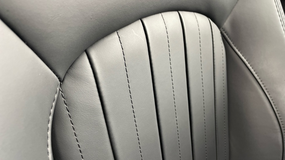 MINI Hatchback 1.5 Cooper Exclusive 5dr Auto [Comfort/Nav Pack] Petrol Hatchback - Image 75