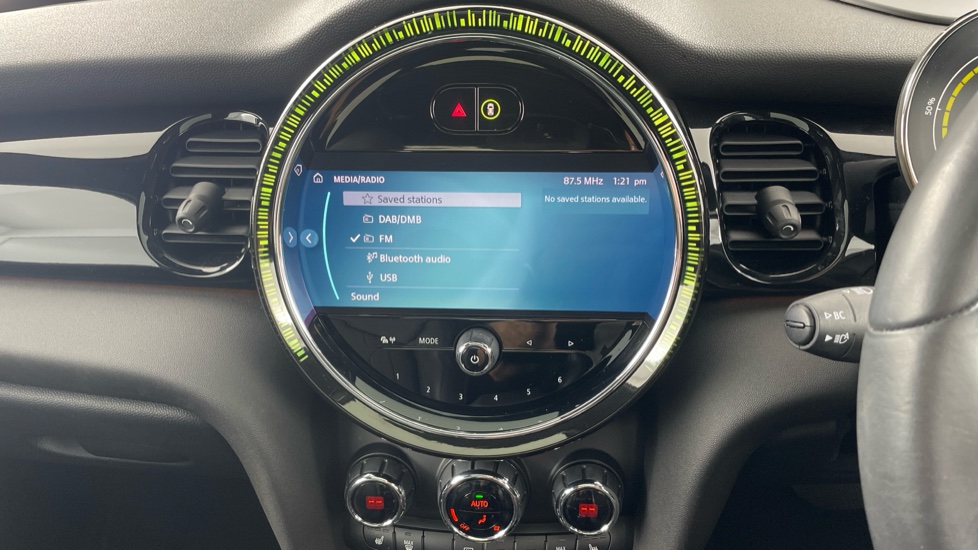 MINI Hatchback 135kW Cooper S Level 3 33kWh 3dr Auto Electric Hatchback - Image 68